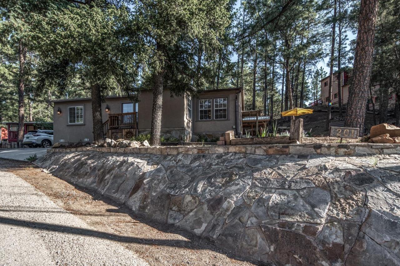 Sugar Butter Chalet, 2 Bedrooms, Wood Burning Stove, Hot Tub, Sleeps 6 Ruidoso Exteriör bild